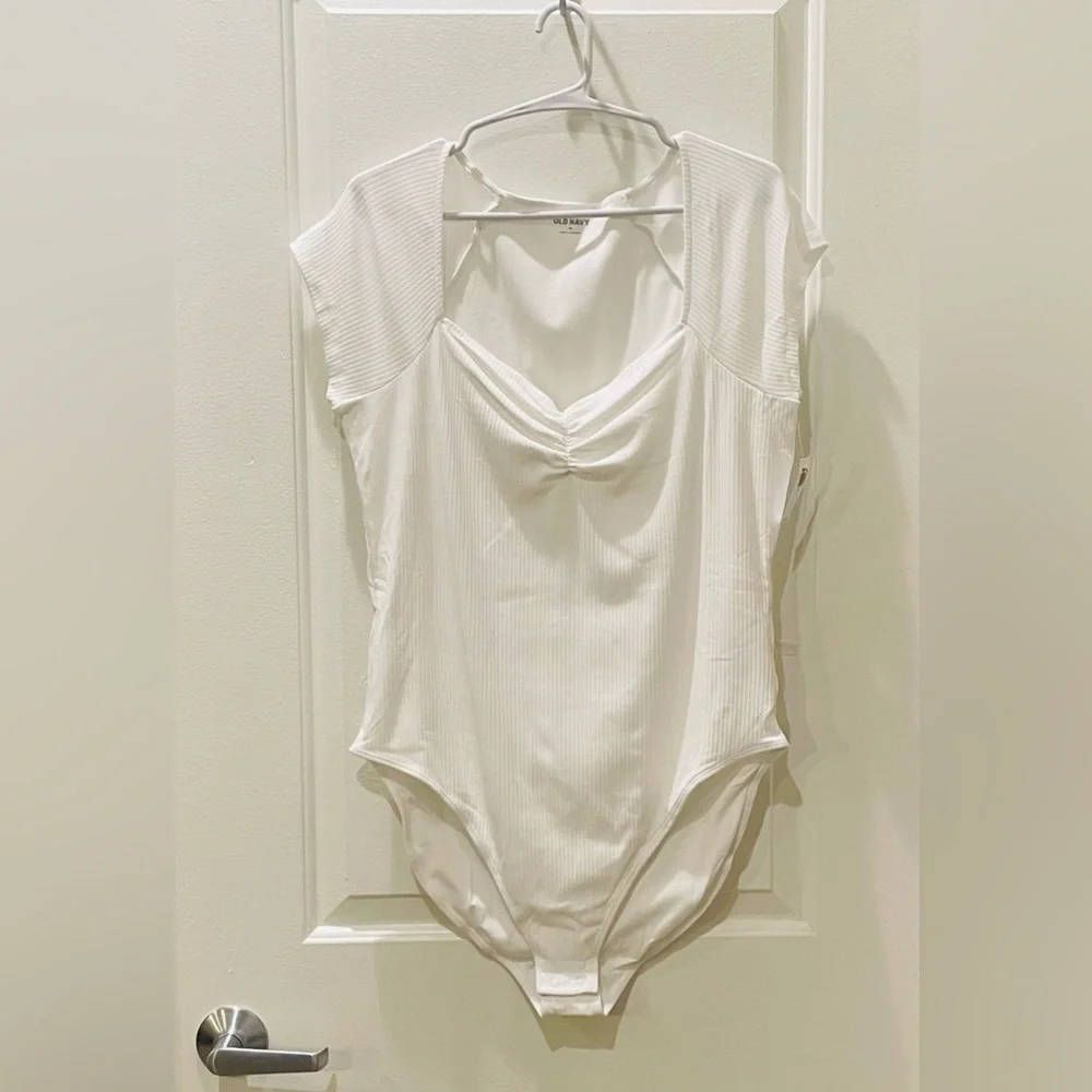 NEW…Old Navy Double Layered Cinch Bodysuit - Picture 2 of 4